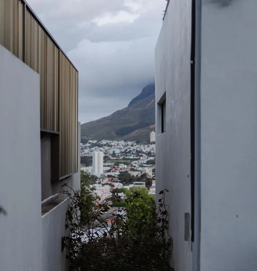 Radium Hall Guest House Le Cap